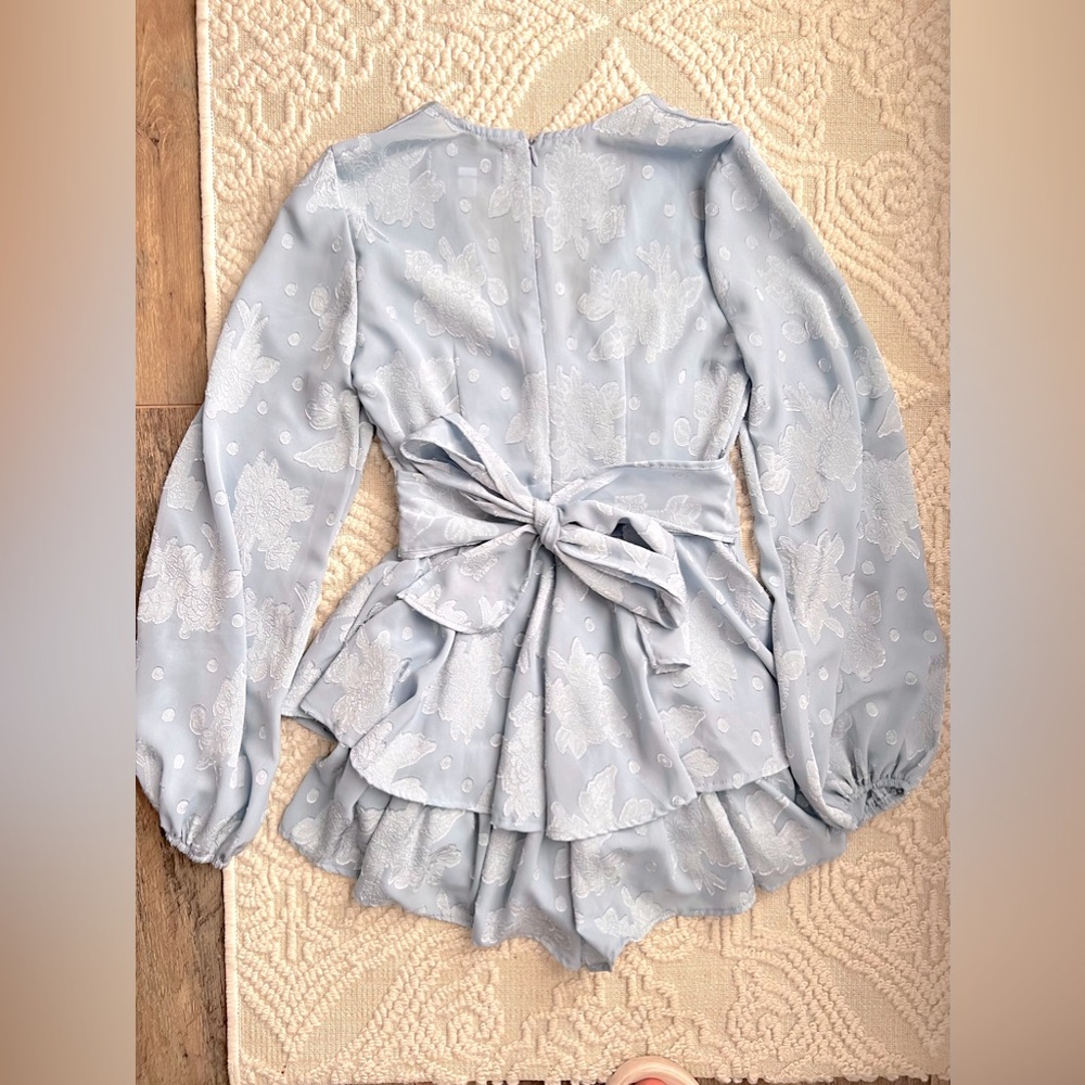 Blue romper. - Picture 3 of 6